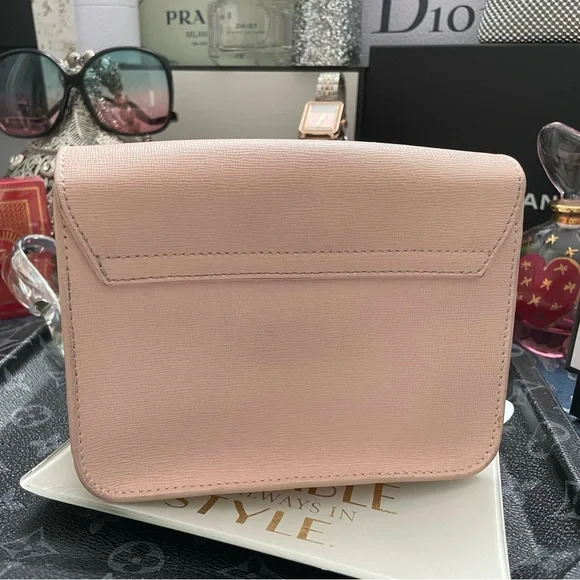 ANGELA 💕💕💕 - Picture 11 of 16